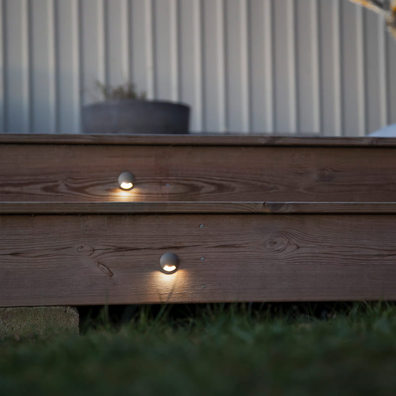 Portaiden valaistus ulkotiloissa