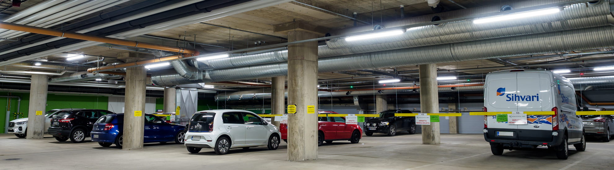 Pysäköintihallin valaistus