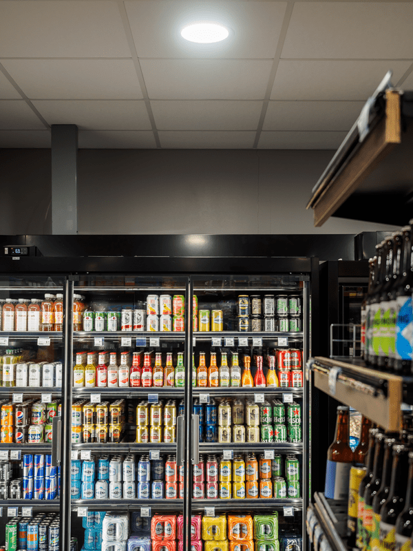 Myymälän valaistus