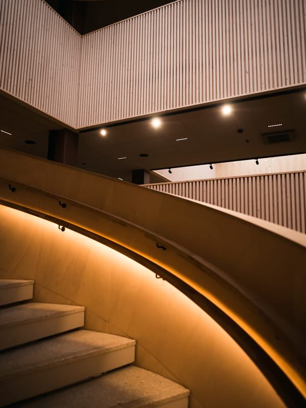 Porraskaiteen valaistus LED-nauha