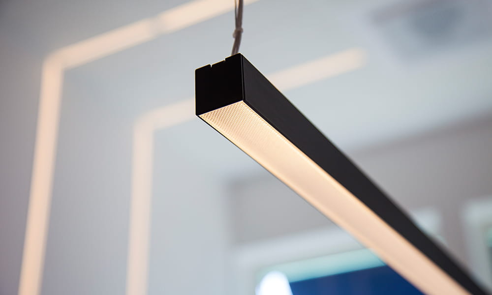 LEDstrip solution together with a profile from Hidealite in a office.