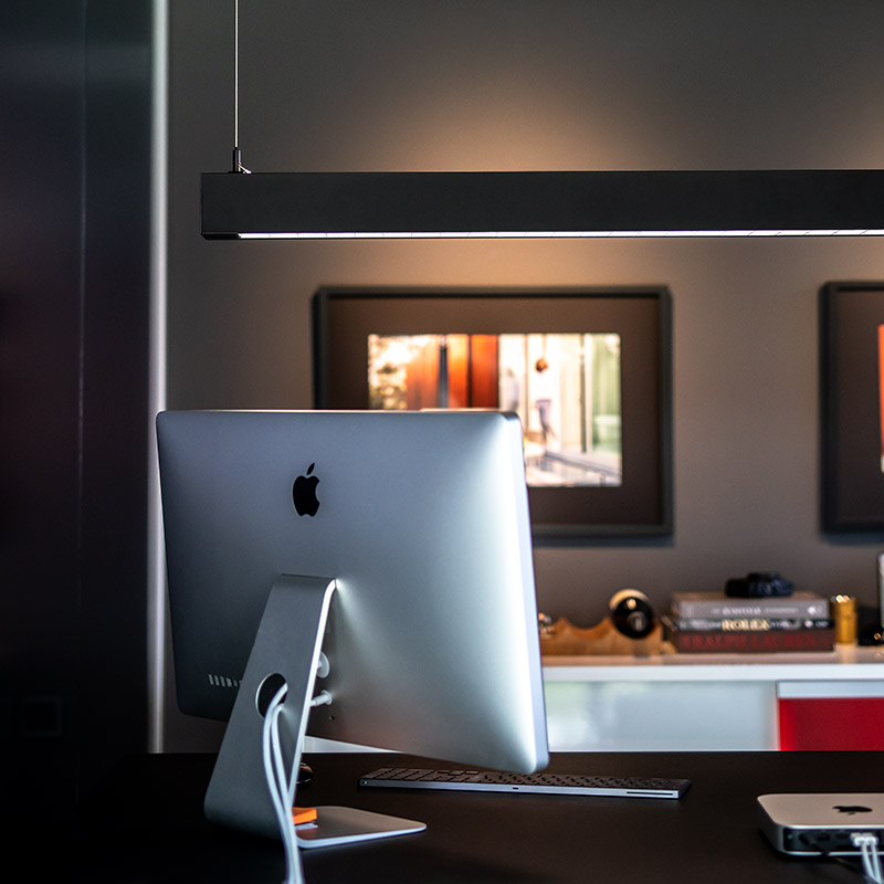 Toimiston työpisteen valaistus