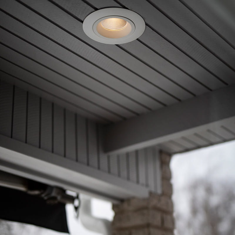 Terassin ja parvekkeen valaistus onnistuu LED-valoilla