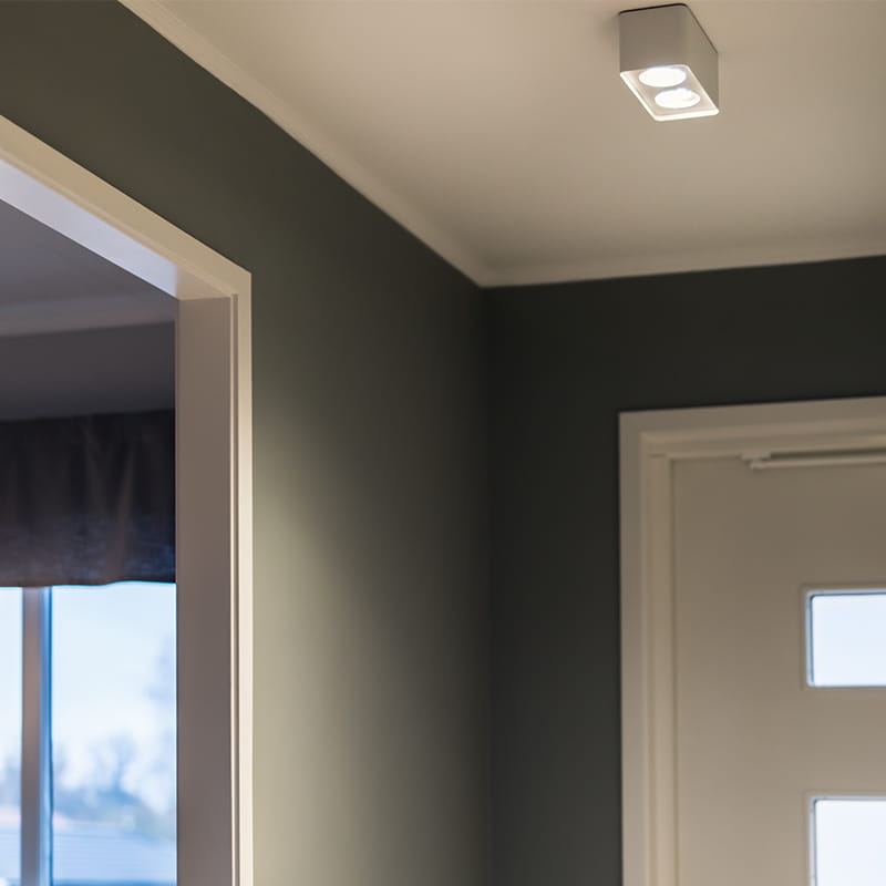 Alasvalot pinta-asennus