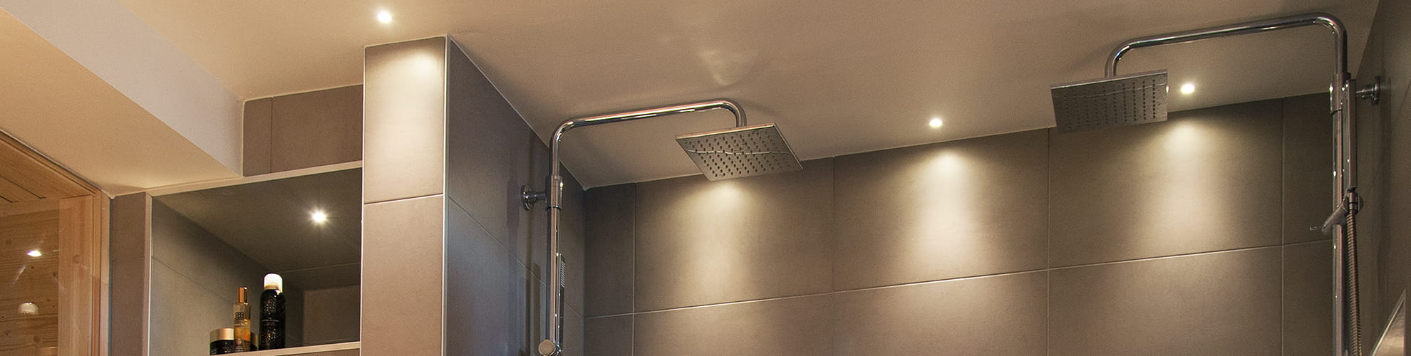 Core 15° lights up a large shower