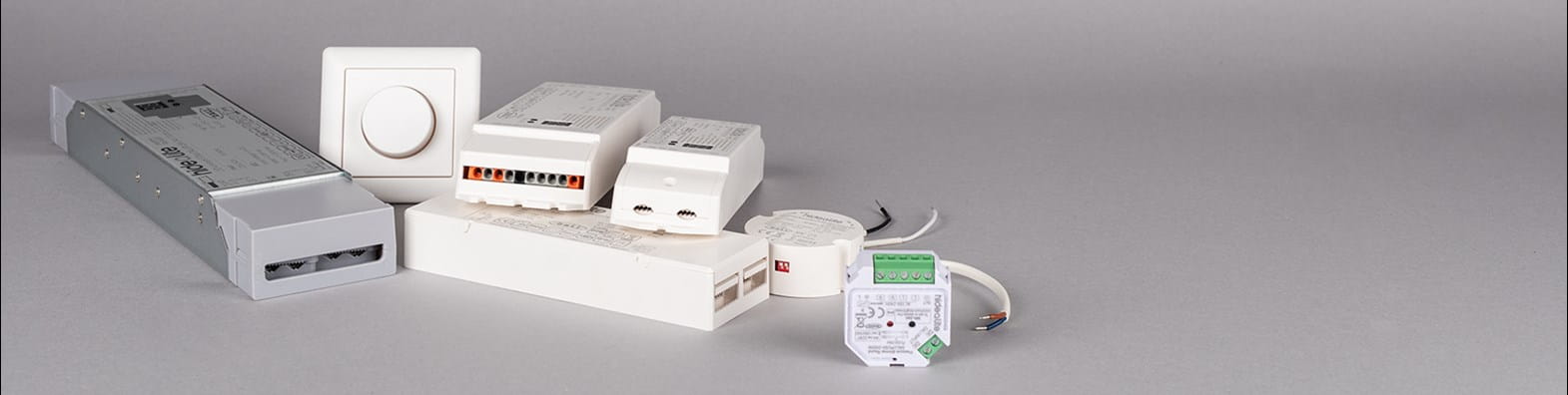 LED-nauhojen ohjaimet Hide-a-lite