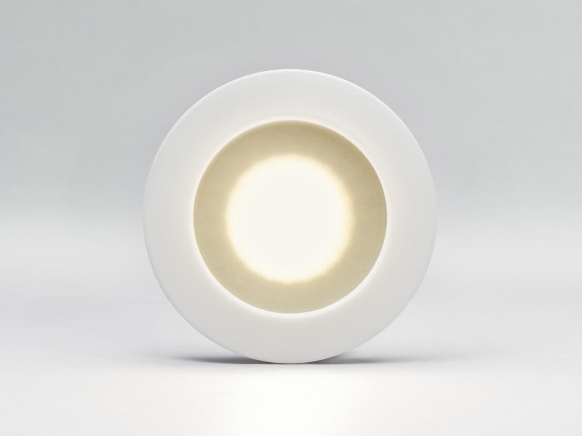 1202 12V Valkoinen 2700K