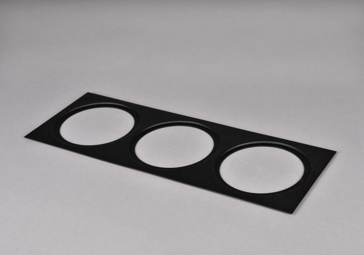 Koristekehys III Ø85 Musta