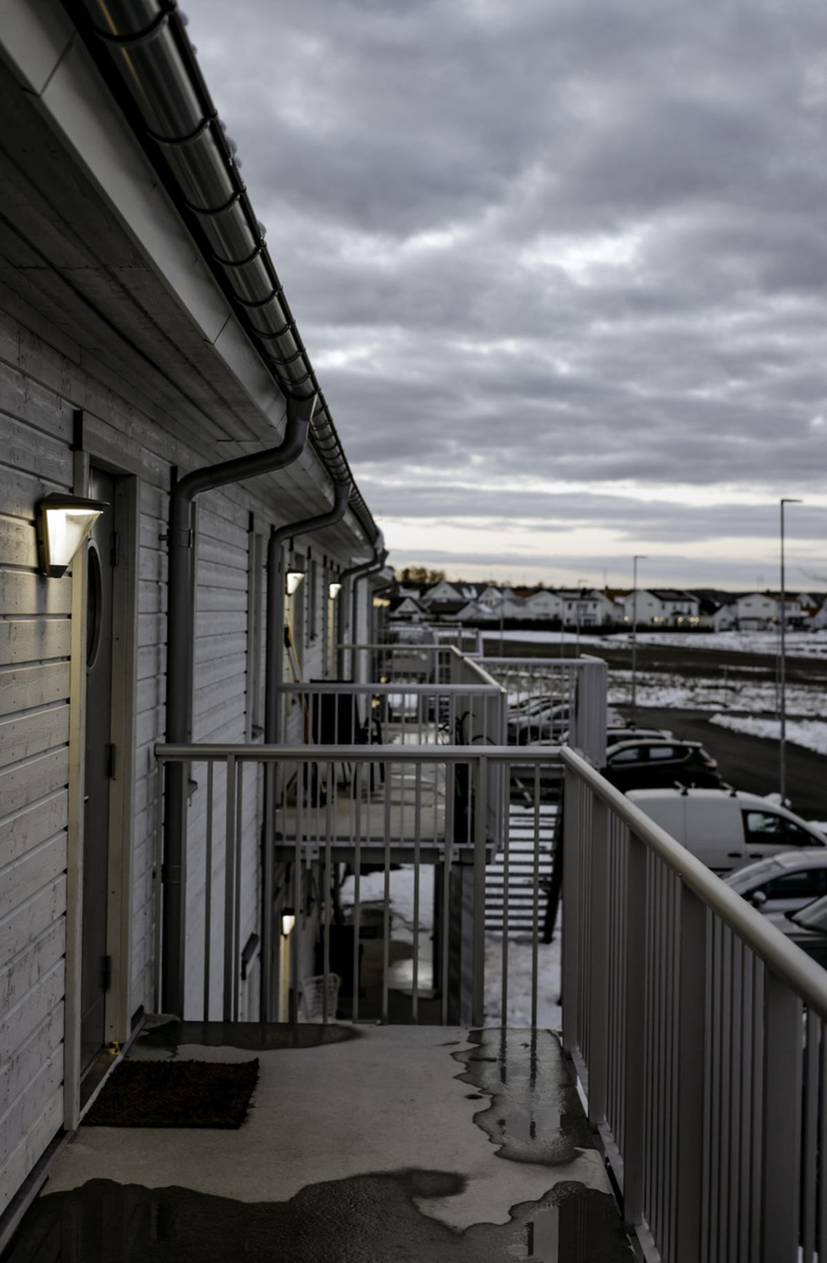 7706023e.tif