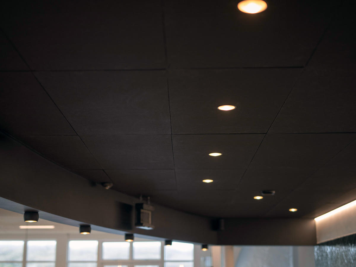 globeg2recessed_w7.tif